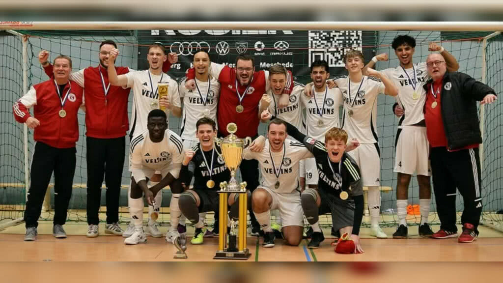 SC Neheim triumphiert bei der Arnsberger Hallenstadtmeisterschaft